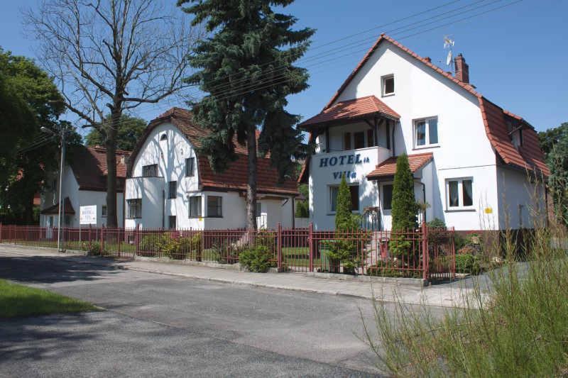 Hotelik Villa 莱格尼察 外观 照片